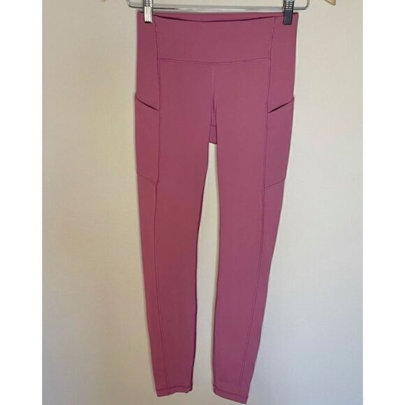 Lululemon Speed Up Tight 28" *Full-On Luxtreme
Moss Rose Size 4/ Excellent - Picture 9 of 10